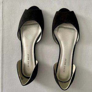 Nine West open toe flats - NWOT